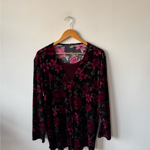 Laura Scott Floral Velvet Cardigan - Picture 5 of 8